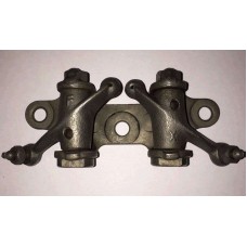 Коромысло клапанов (рокер) (нижний)   4T CG125/200   (+вал) (комплект)   EVO