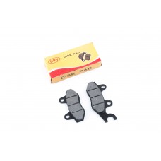Колодки тормозные (диск)   4T GY6 50-150   (RACE/STORM, ухо в право, черные)   DRY
