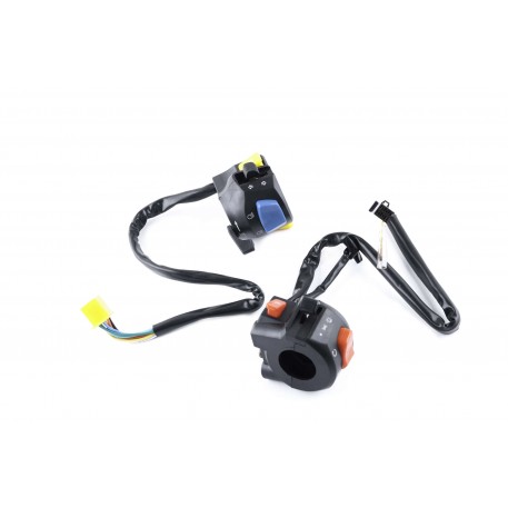 Блоки кнопок руля (пара)   Zongshen ZS125J   (черные)   XVP