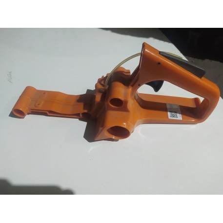 Рукоятка задняя (в сборе) б/п   для Husqvarna 137   (с топливным баком)   KOSA