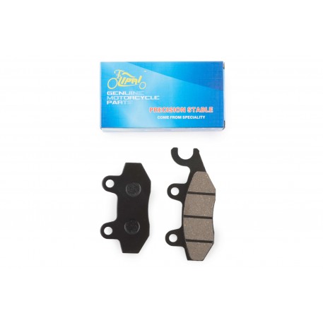 Колодки тормозные (диск)   4T GY6 50-150   (RACE/STORM, ухо в право, черные)   KOMATCU