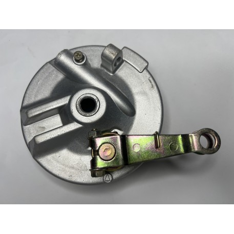 Крышка барабана тормозного   (перед)   QT-16  (+колодки) ST
