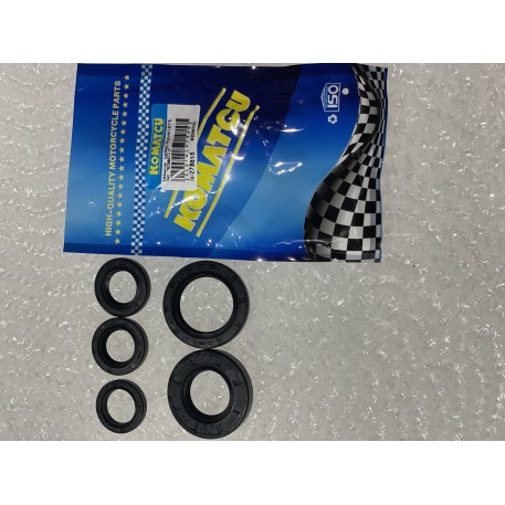 Сальники   (набор) Suzuki LETS 5шт  (17*25*4, 17*27*7, 22*40*6, 27*40*6,17*28*5.5)   KOMATCU